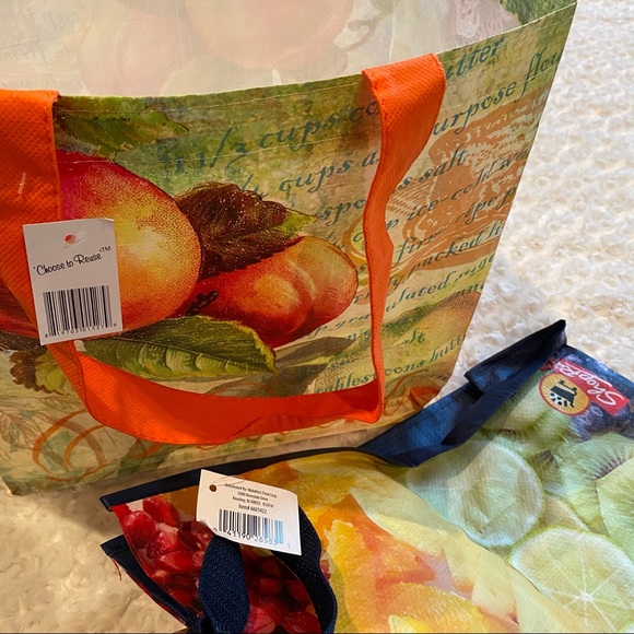 NWT 2 Large Summer Fruits Reuseable Shopping Totes - Picture 4 of 4